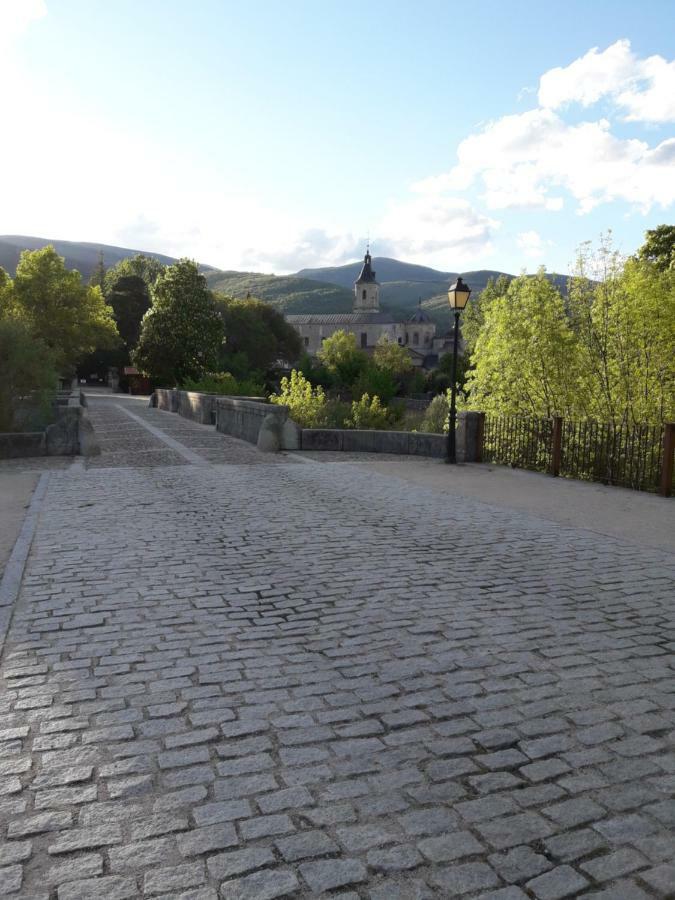 Plaza De La Villa 24 Rascafria Luaran gambar
